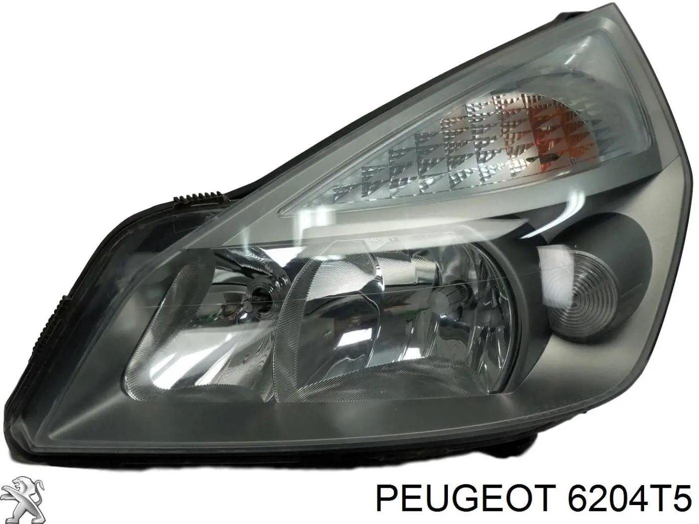 Фара на Peugeot 806  221
