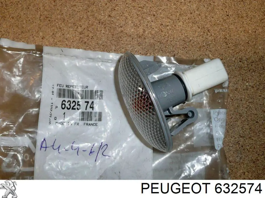 Повторитель поворота в крыло Peugeot/Citroen 632574 цена, от 4.41 USD