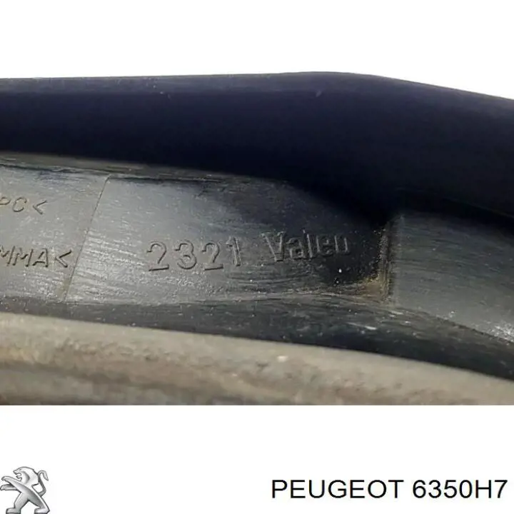 Купить Фонарь задний левый Пежо 306  7A