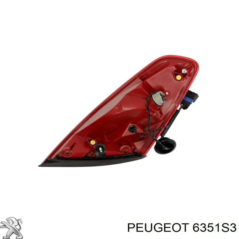 Фонарь задний правый внешний 714025600861 Magneti Marelli