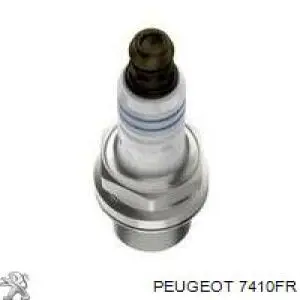 7410FR Peugeot/Citroen Клык заднего бампера правый