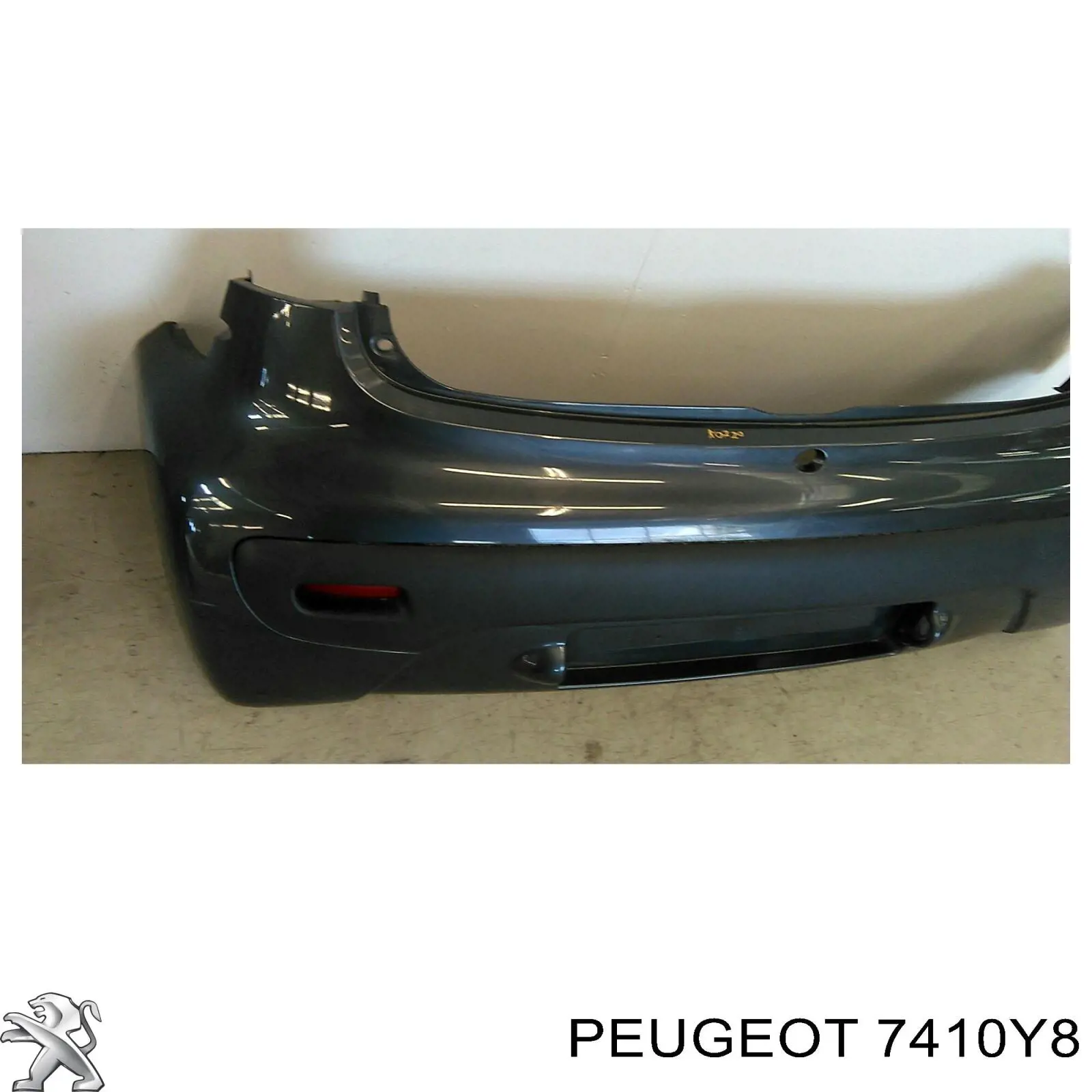 7410Y8 Peugeot/Citroen бампер задний