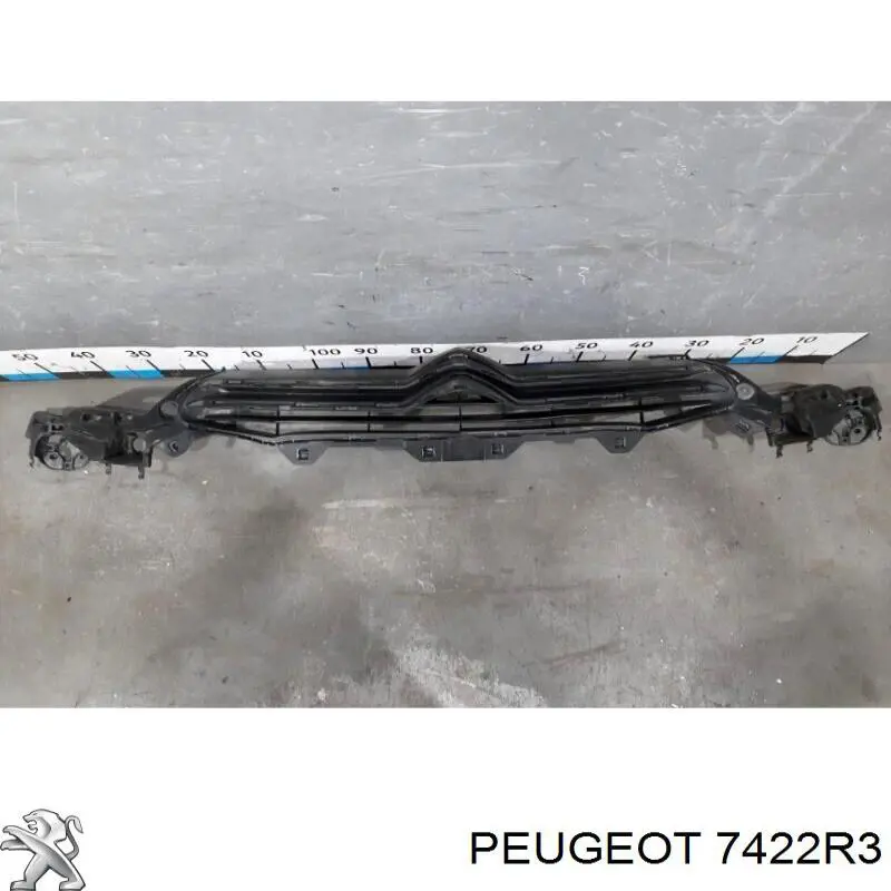 Купить 7422R3 Peugeot/Citroen Решетка радиатора