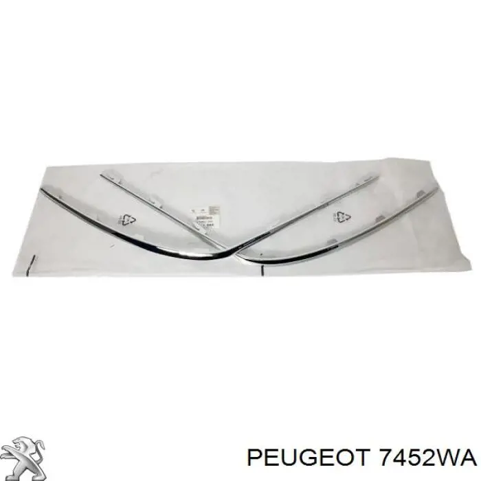 Молдинг бампера заднего 7452WA Peugeot/Citroen