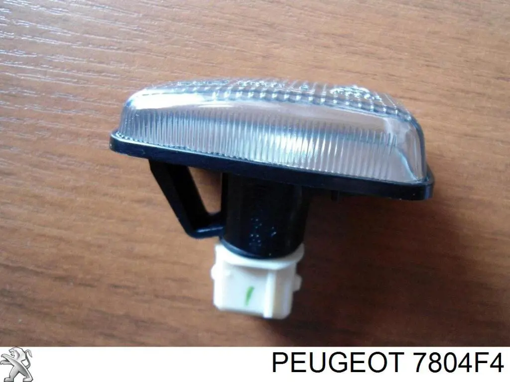 7804F4 Peugeot/Citroen Ресничка правой фары