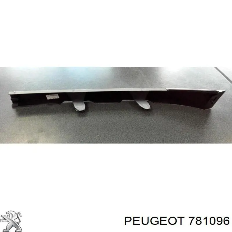 Listón del faro derecho 781096 Peugeot/Citroen