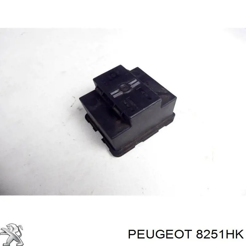 8251HK Peugeot/Citroen Водосток лобового стекла, жабо