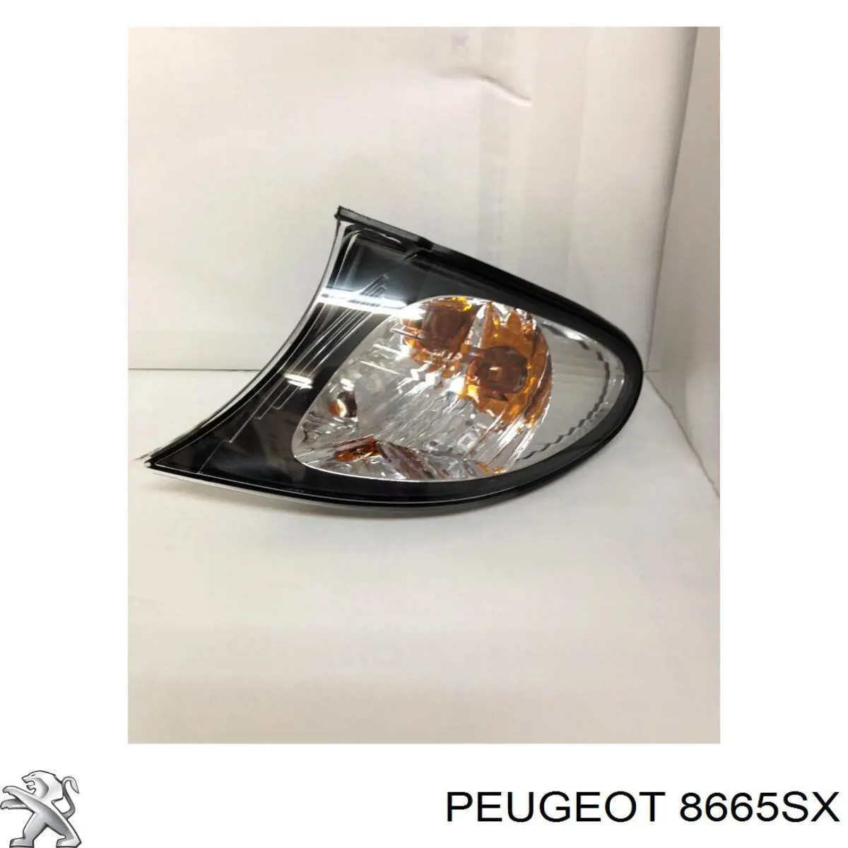 Фирменный значек на багажник на Peugeot 207 SW WK