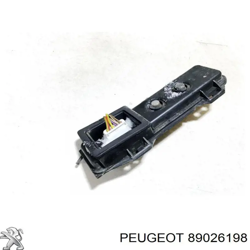 89026198 Peugeot/Citroen плата заднего фонаря контактная