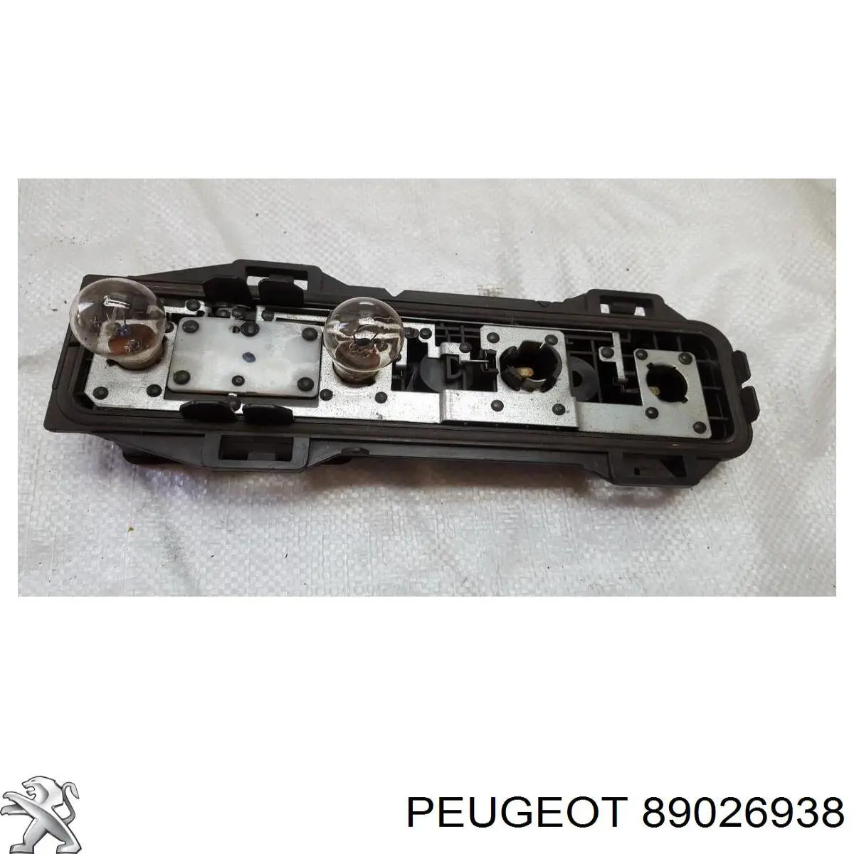 Плата заднего фонаря контактная Peugeot/Citroen 89026938 цена, от 16.18 USD