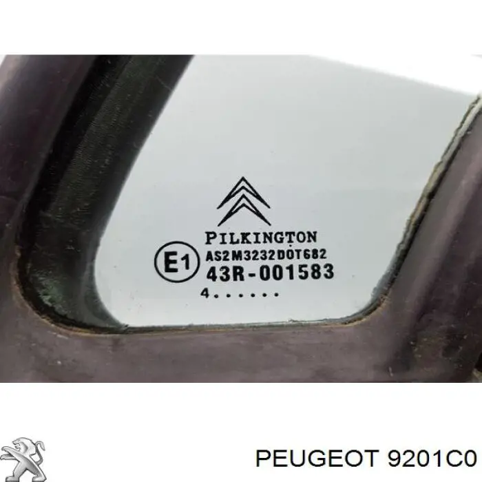Стекло-форточка двери передней левой 9201C0 Peugeot/Citroen