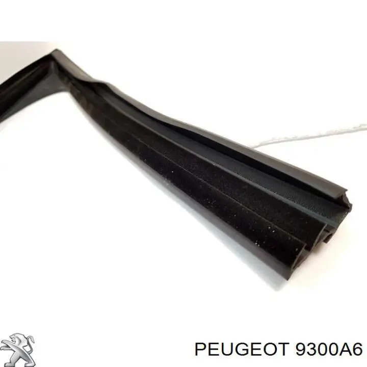 Направляющая стекла рамки двери, переднего правая Peugeot/Citroen 9300A6 цена, от 14.64 USD