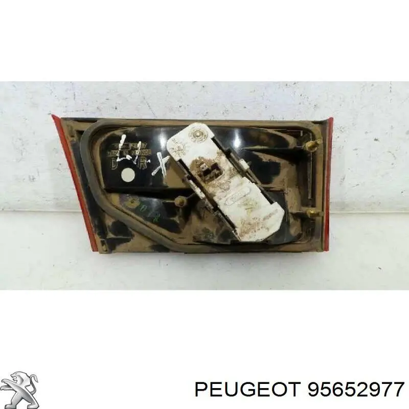 95652977 Peugeot/Citroen Фара задняя правая внутренняя