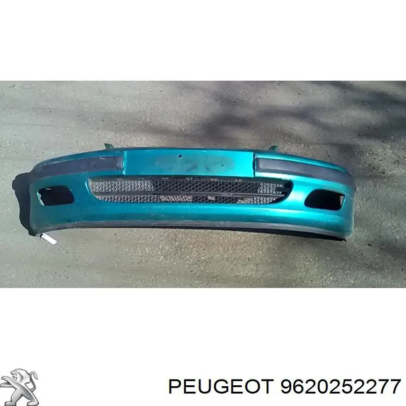 Передний бампер 9620252277 Peugeot/Citroen