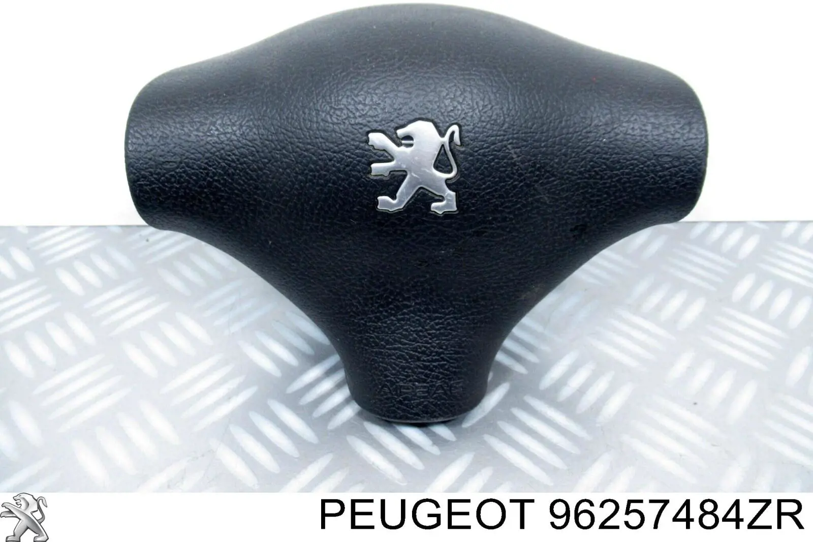 Подушка безопасности водителя 96425026ZR Peugeot/Citroen