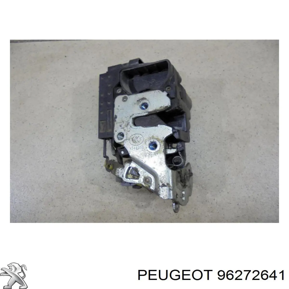 Замок двери передней левой 96272641 Peugeot/Citroen