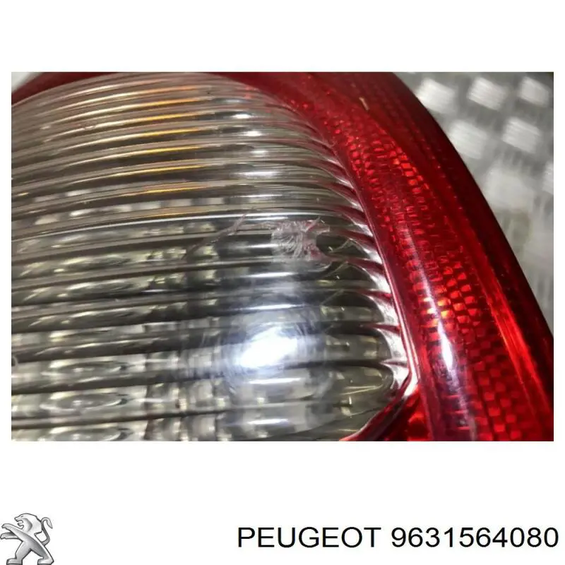 Фонарь задний левый 9631564080 Peugeot/Citroen