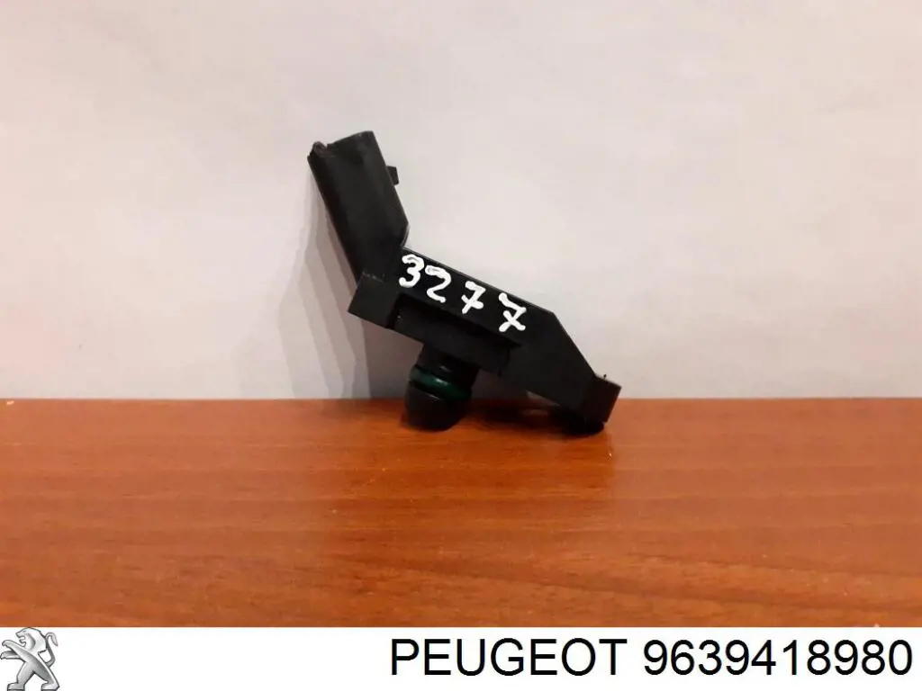 9639418980 Peugeot/Citroen датчик давления во впускном коллекторе, map