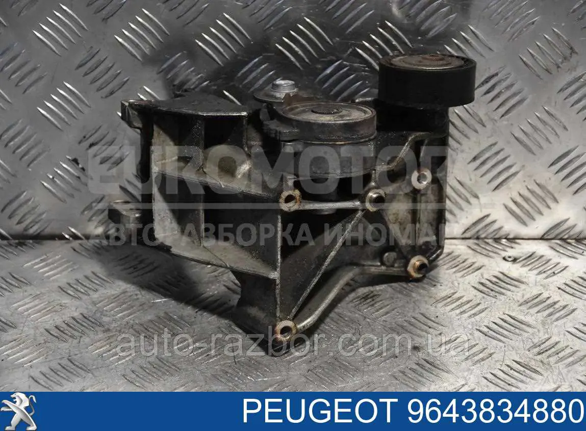 Кронштейн крепления генератора на Citroen C5 I DC