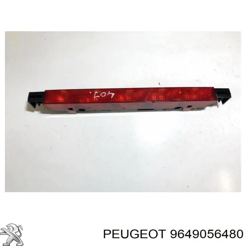 Sinal de parada traseiro adicional para Peugeot 407 (6D)