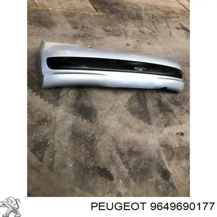 9649690177 Peugeot/Citroen pára-choque traseiro