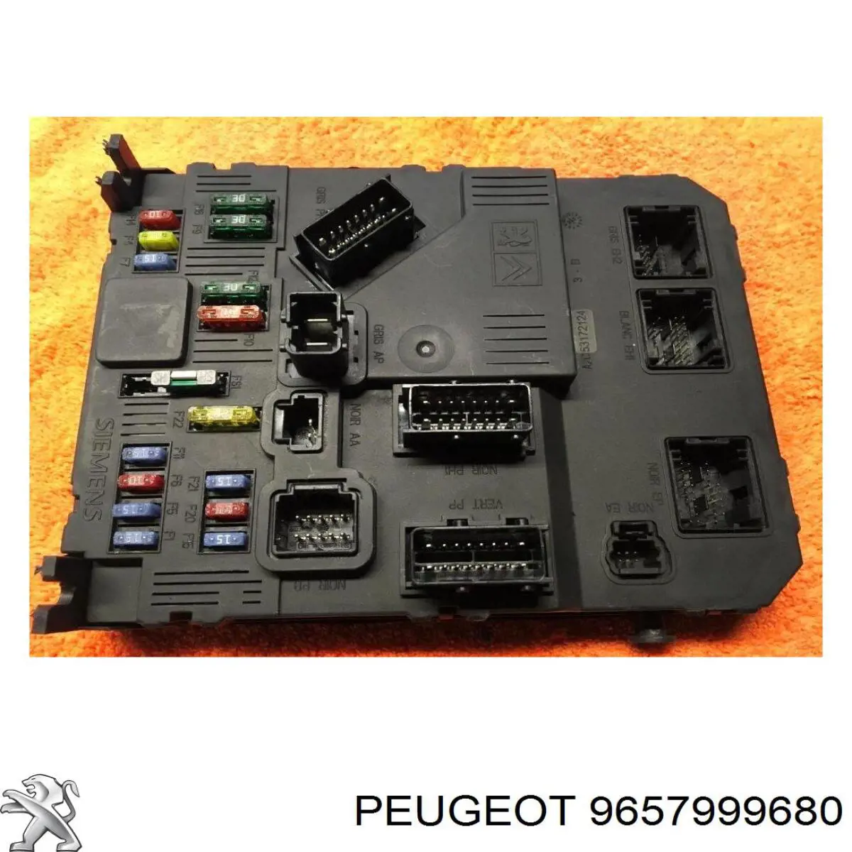 9657999680 Peugeot/Citroen Монтажный блок предохранителей