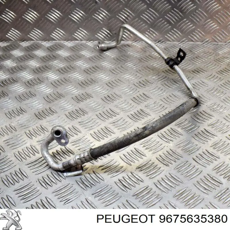 Шланг кондиционера, от компрессора к радиатору 9840709880 Peugeot/Citroen