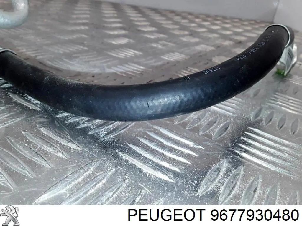 Шланг кондиционера, от компрессора к радиатору 0000647777 Peugeot/Citroen