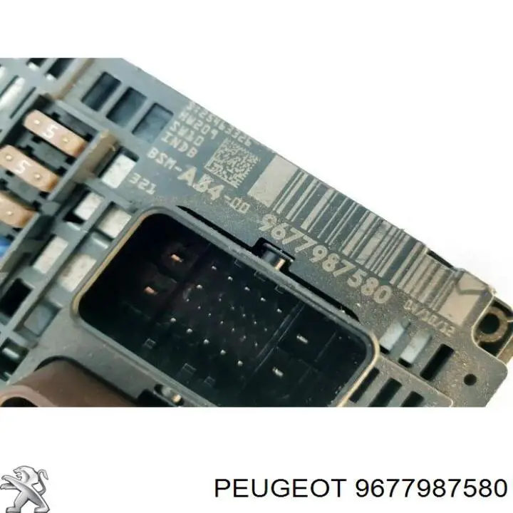 9677987580 Peugeot/Citroen Монтажный блок предохранителей