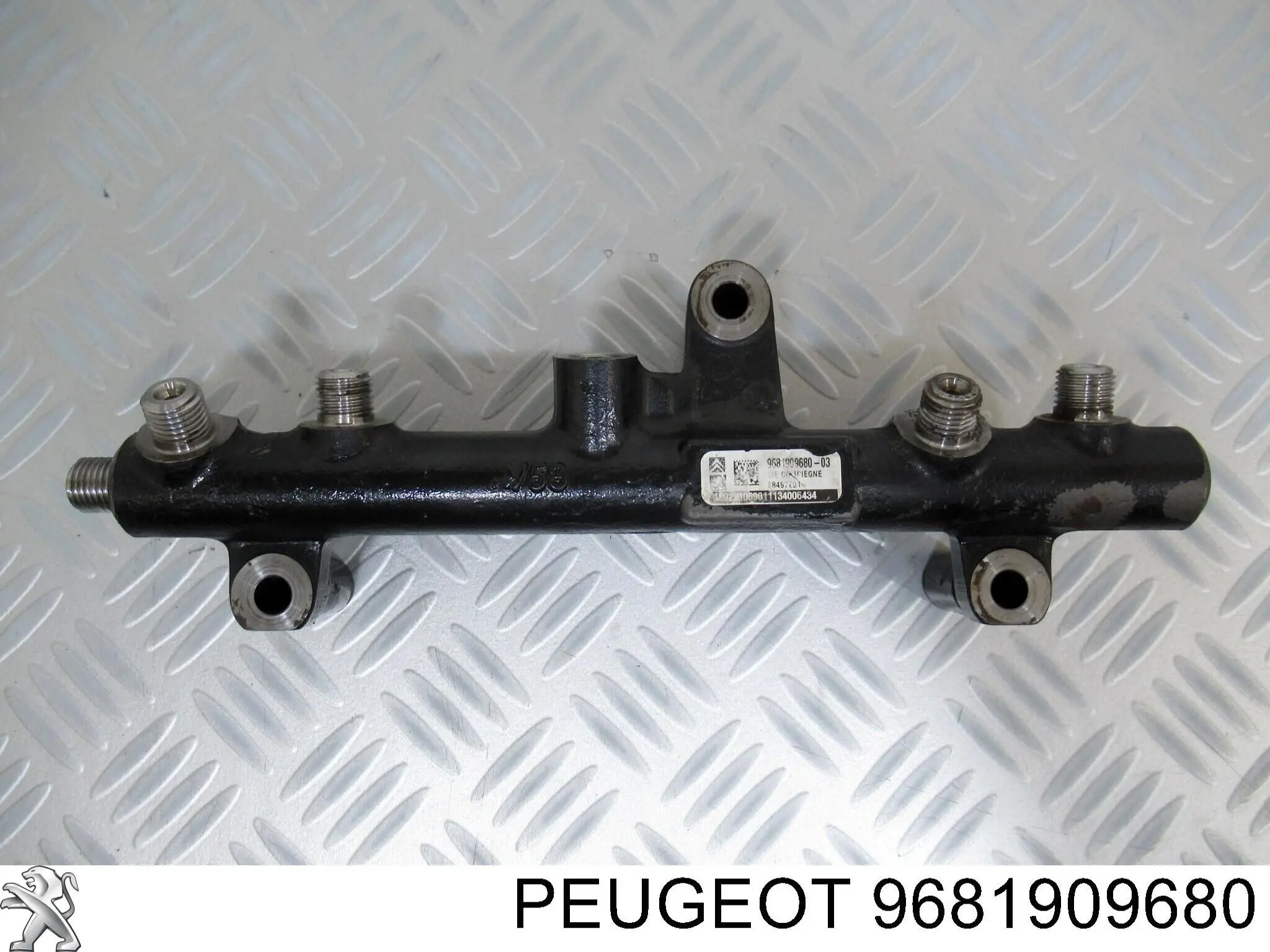 9681909680 Peugeot/Citroen распределитель топлива (рампа)