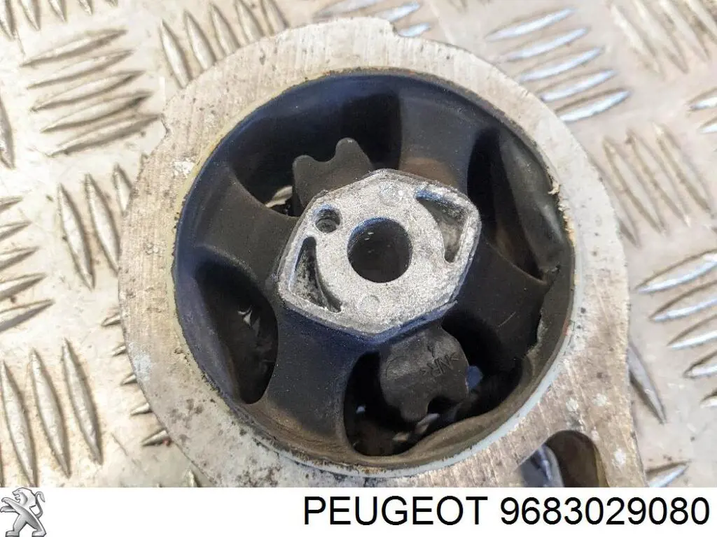 Задняя опора двигателя Peugeot/Citroen 9683029080 цена, от 29.29 USD