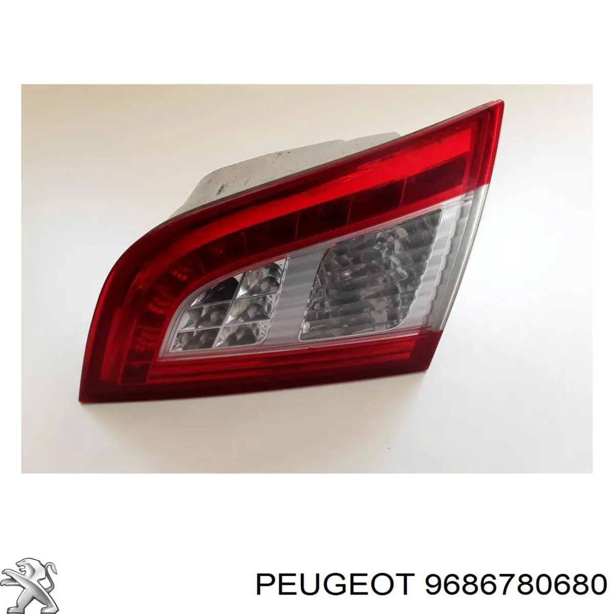 9686780680 Peugeot/Citroen Фара задняя правая внутренняя