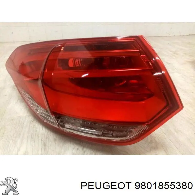 Фонарь задний левый внешний 9801855380 Peugeot/Citroen