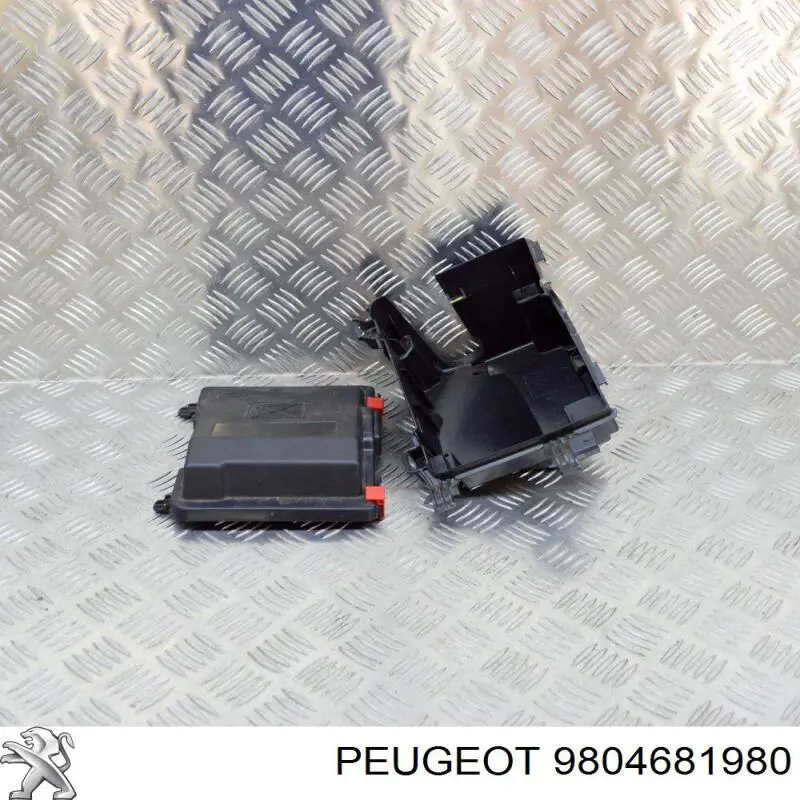 Cubierta, caja de fusibles 9804681980 Peugeot/Citroen