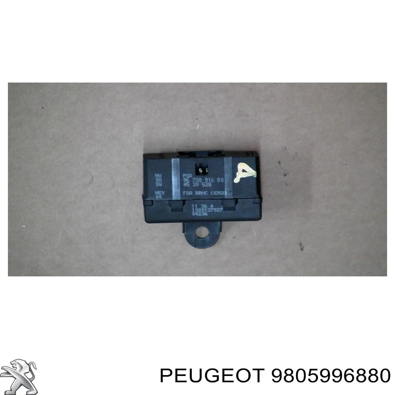 Стекло двери передней левой GS5423D301 XYG