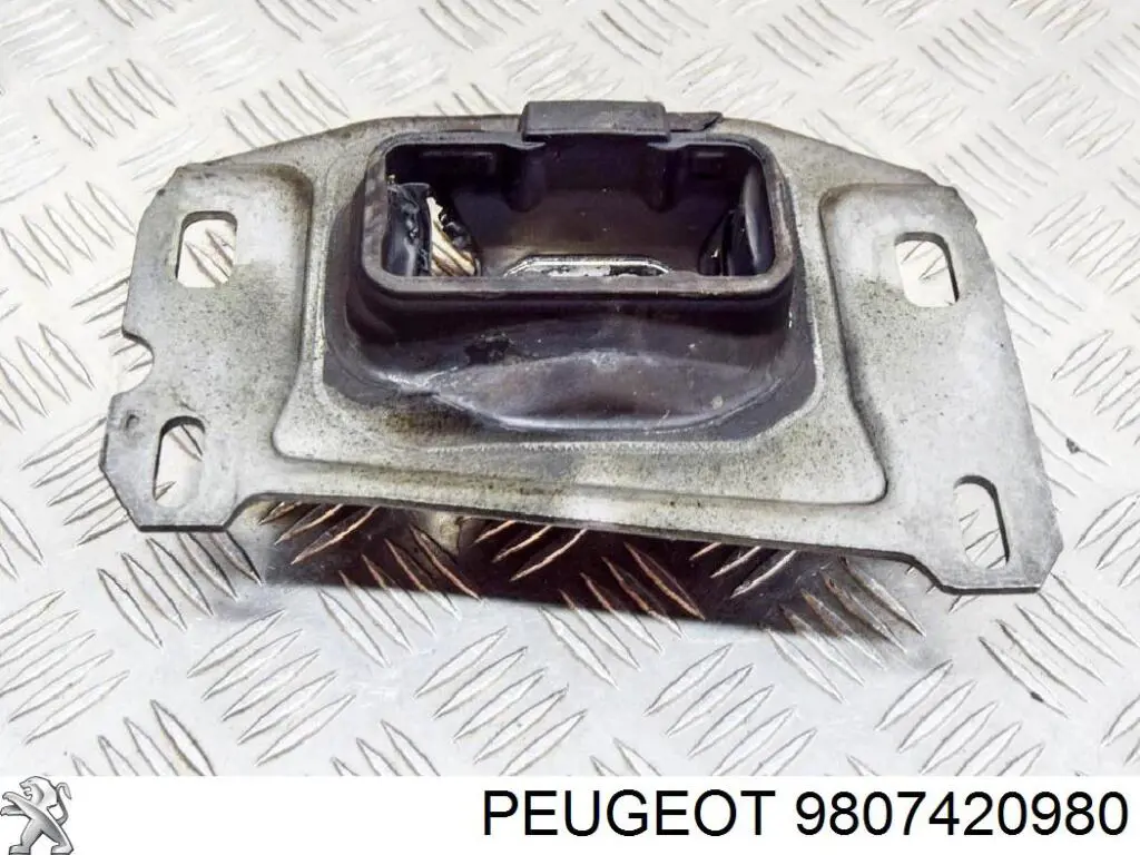 9807420980 Peugeot/Citroen Подушка (опора) двигателя левая верхняя