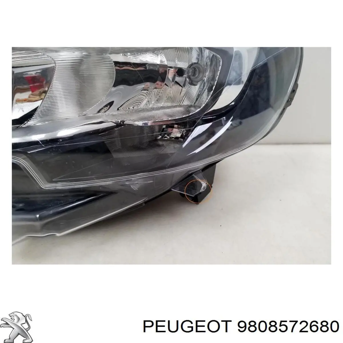 9808572680 Peugeot/Citroen фара левая