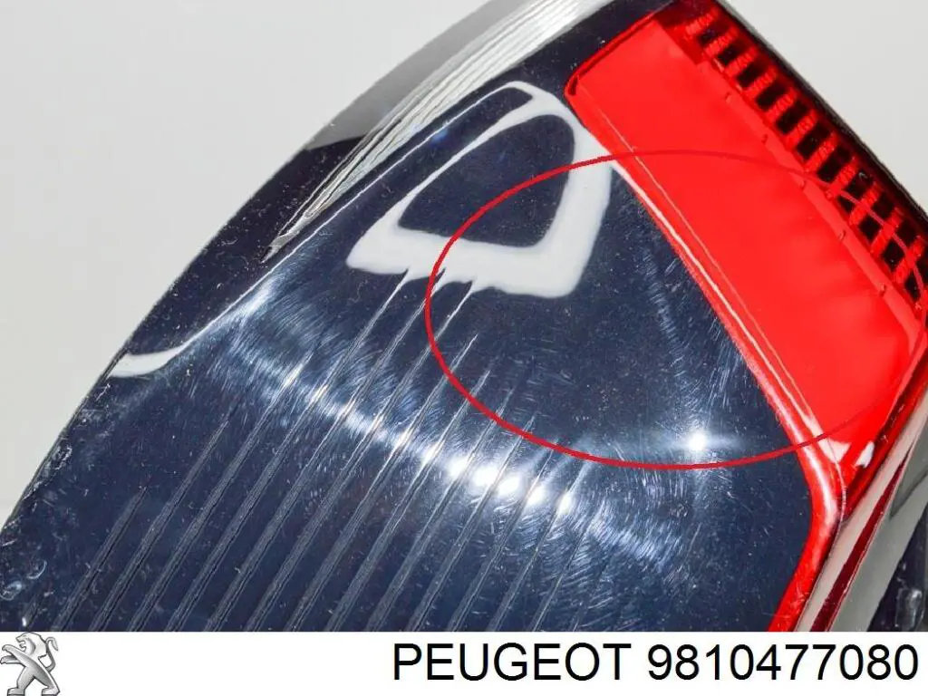 Фонарь задний правый внешний 9810477080 Peugeot/Citroen