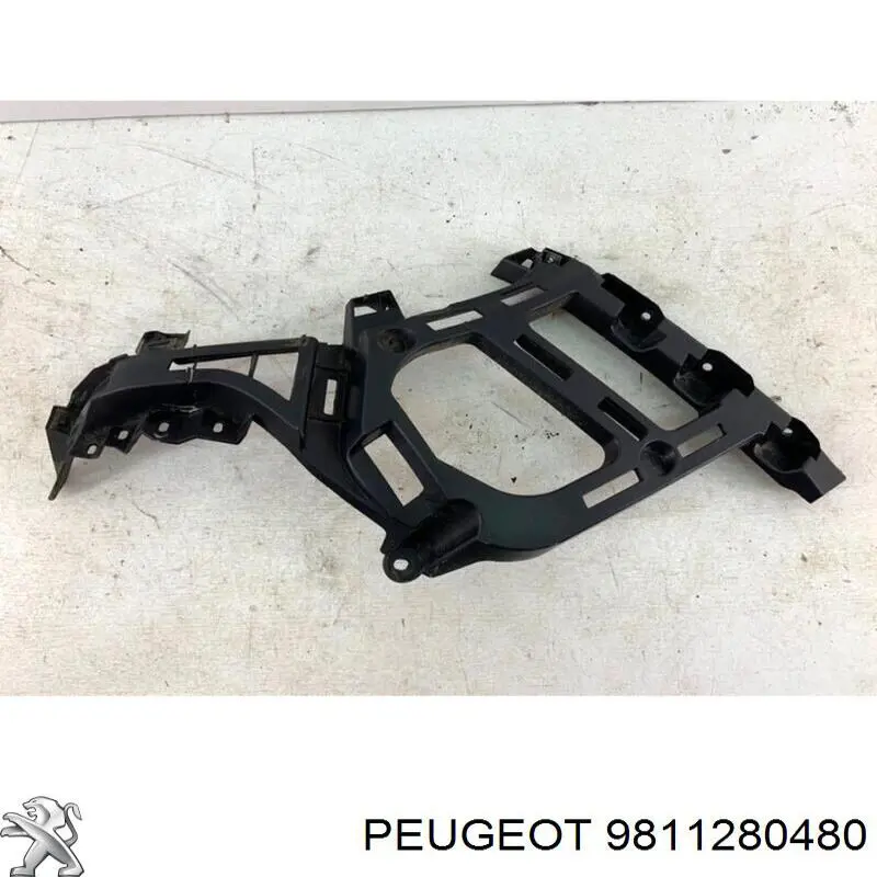 Направляющая заднего бампера левая Peugeot/Citroen 9811280480 цена, от 25.73 USD
