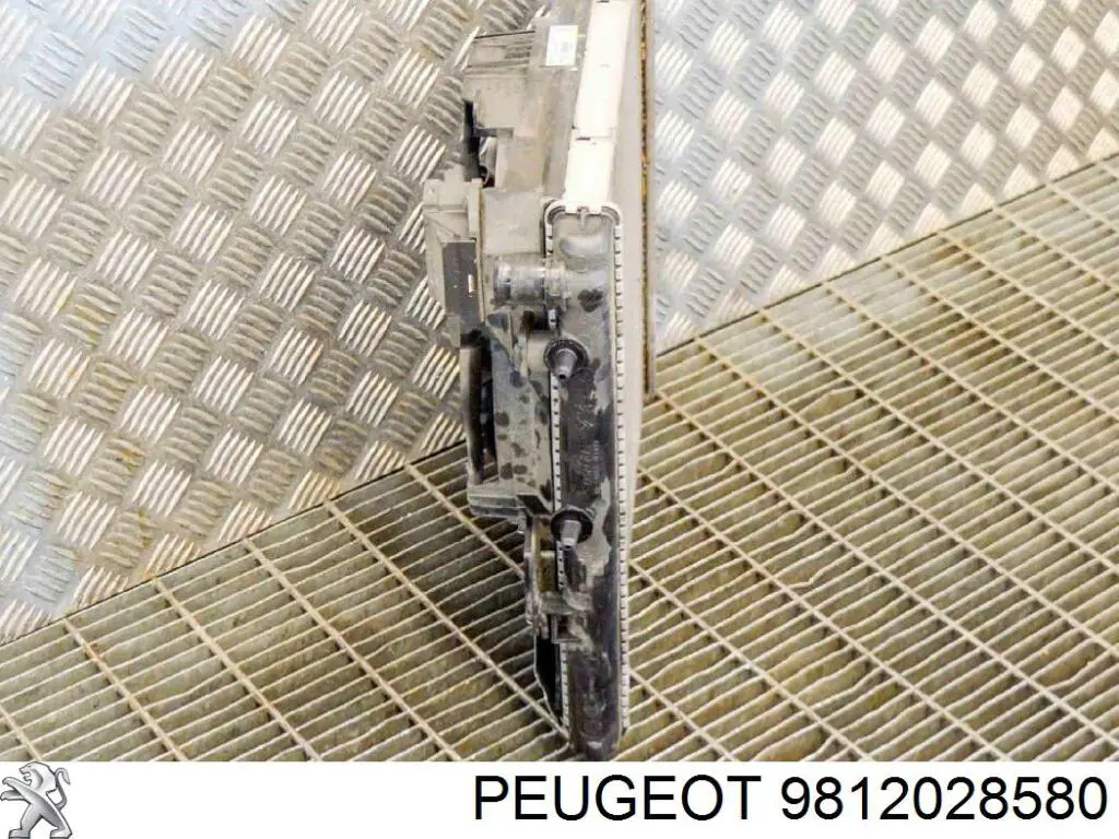 Диффузор радиатора охлаждения в сборе с мотором и крыльчаткой Peugeot/Citroen 9812028580 цена, от 58.55 USD
