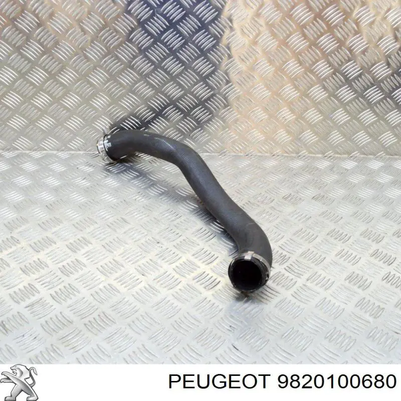 9820100680 Peugeot/Citroen шланг (патрубок интеркуллера нижний)