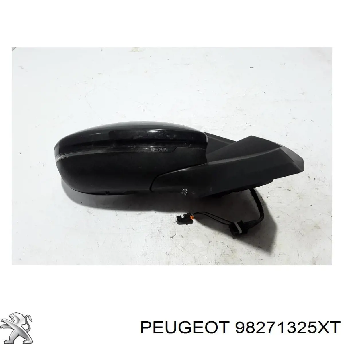 Правое зеркало 98271325XT Peugeot/Citroen