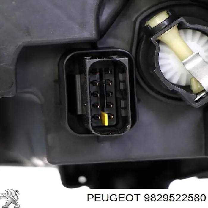 Фара правая VALEO 450919