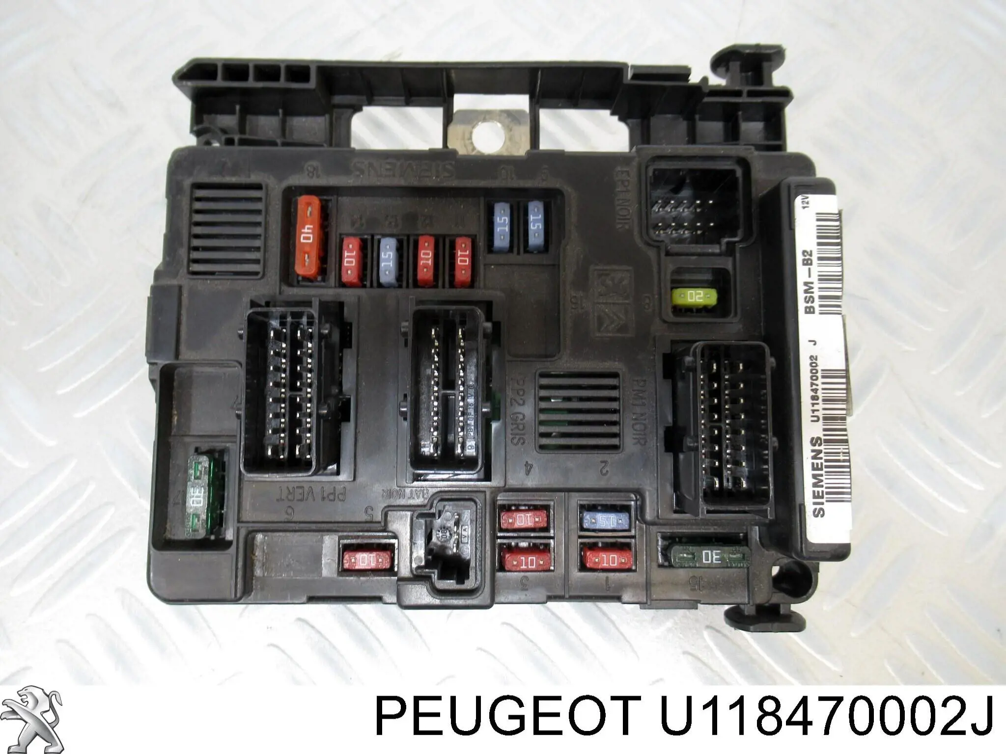 Блок предохранителей U118470002J Peugeot/Citroen