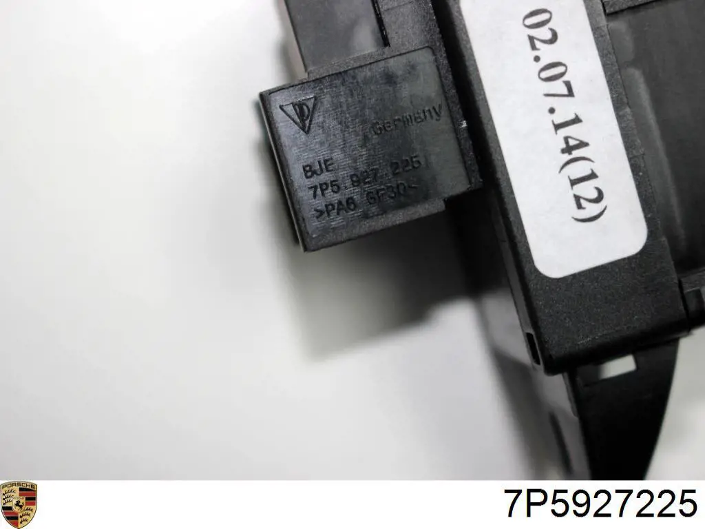 Купить 7P5927225 Porsche Клавиша электромеханического стояночного тормоза
