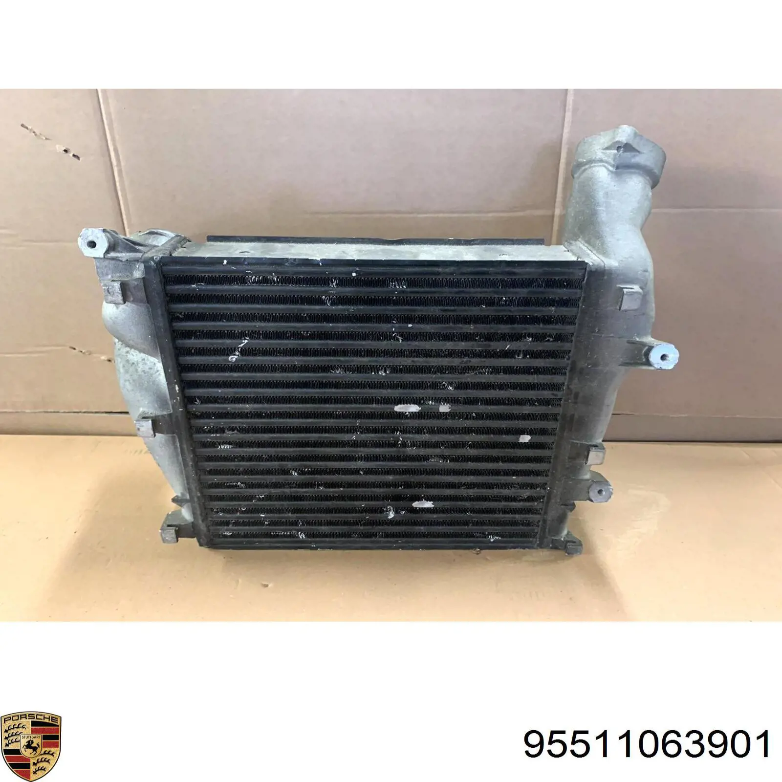 Интеркулер DIT28010 Denso