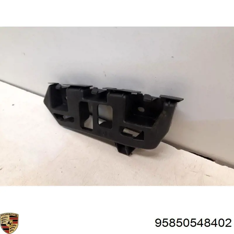 Направляющая заднего бампера правая Porsche 95850548402 цена, от 14.58 USD