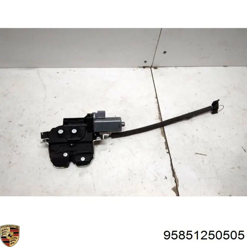 Fecho de tampa de porta-malas (de 3ª/5ª porta traseira) Porsche Cayenne II 92A