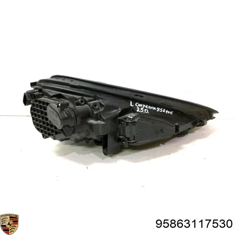 Левая фара 95863117530 Porsche