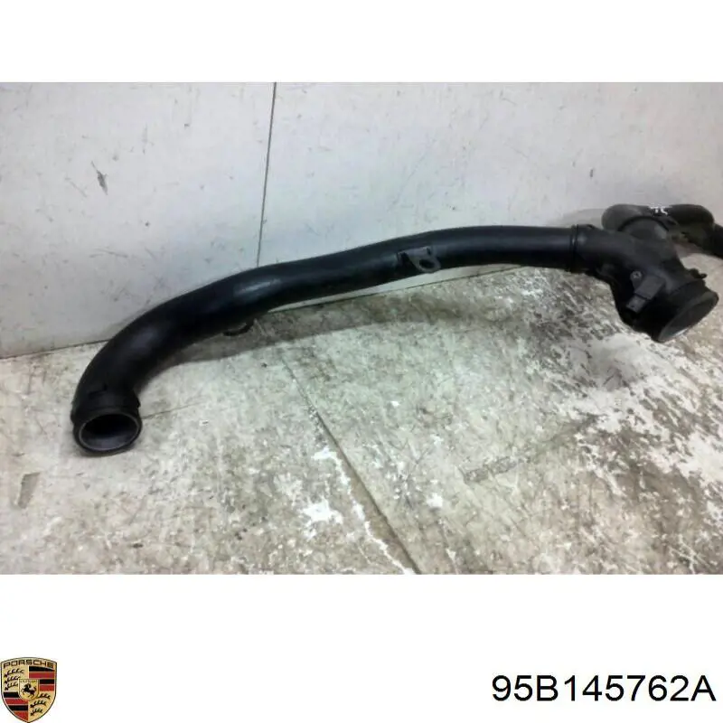 95B145762A Porsche Патрубок интеркуллера